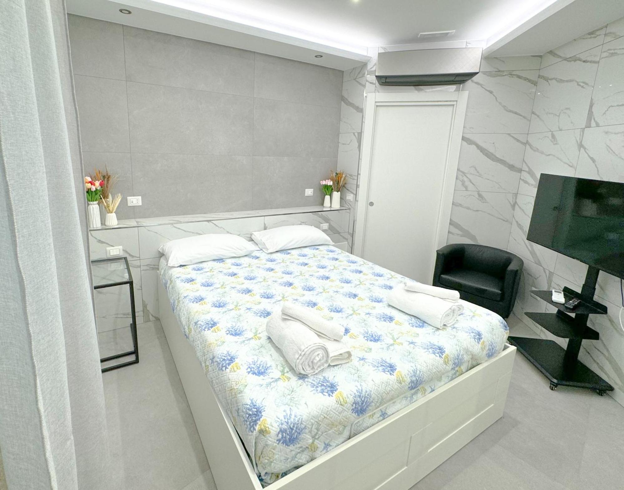 Marco House - Seaview Apartment - Fronte Mare - Casa Vacanza Анціо Екстер'єр фото