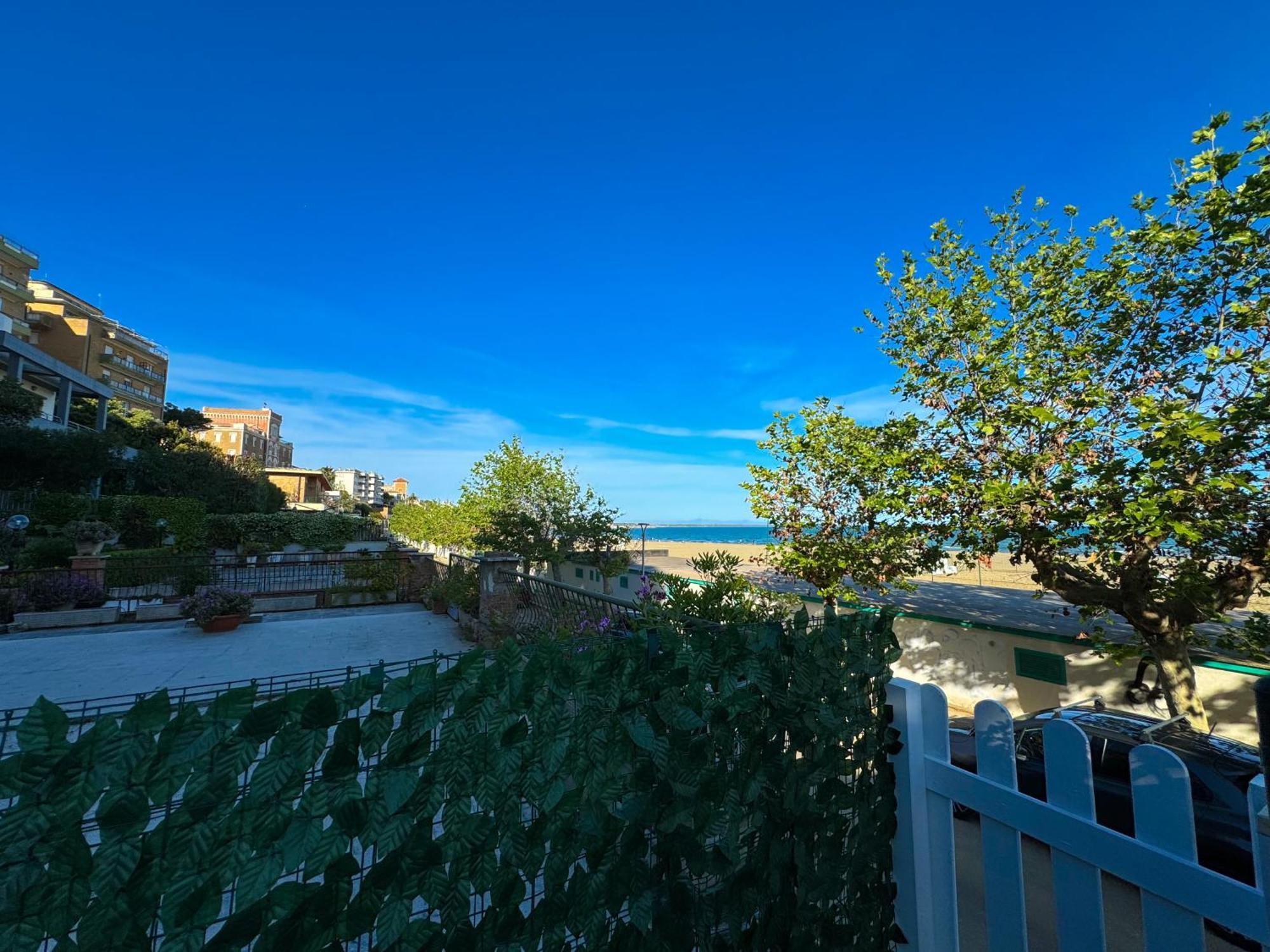 Marco House - Seaview Apartment - Fronte Mare - Casa Vacanza Анціо Екстер'єр фото